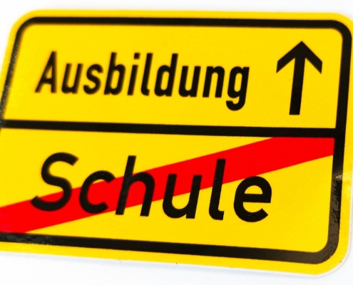 Weißt Du schon, was Du nach der Schule machst? ...Wie wär's mit einer Ausbildung bei POLYMOLD?! #KÖNNEN lernen
