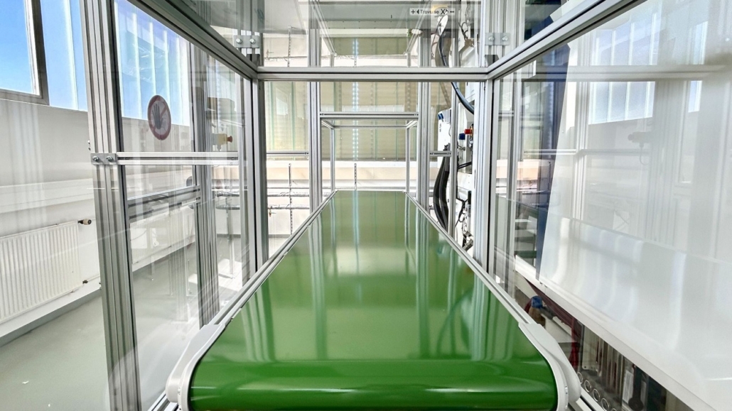 Unser Maschinenpark wächst: Wieder 2 neue Kunststoffspritzguss-Maschinen mehr bei POLYMOLD in Pähl Unser Maschinenpark wächst: Wieder 2 neue Kunststoffspritzguss-Maschinen mehr bei POLYMOLD in Pähl